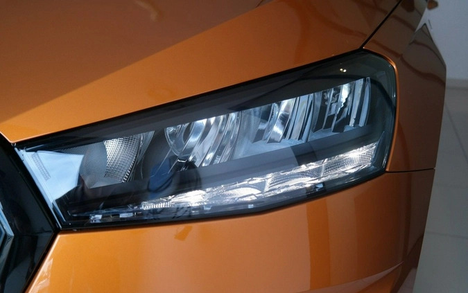 Skoda Fabia cena 109699 przebieg: 5, rok produkcji 2024 z Czaplinek małe 704